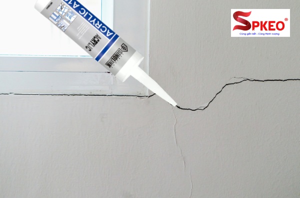 Sử dụng Acrylic A100 để sửa chữa vết nứt tường trước khi sơn